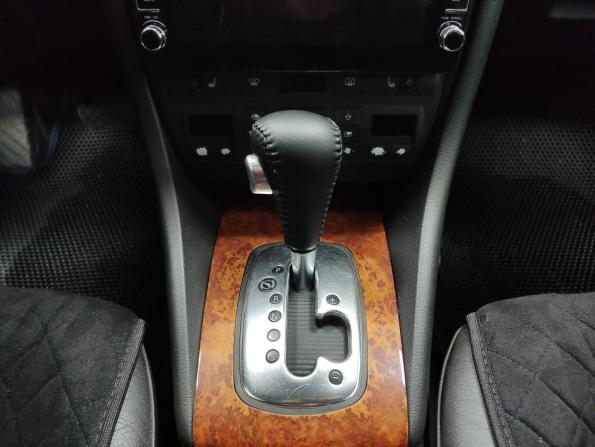 Audi A6 II (C5) Рестайлинг с пробегом 2002 года, цена 627 000 рублей, 167275 км, седан, Автокод Объявления