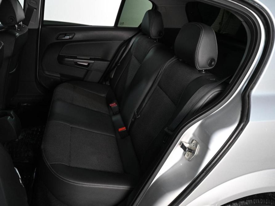 Opel Astra H Рестайлинг Ростов-на-Дону  - изображение 9