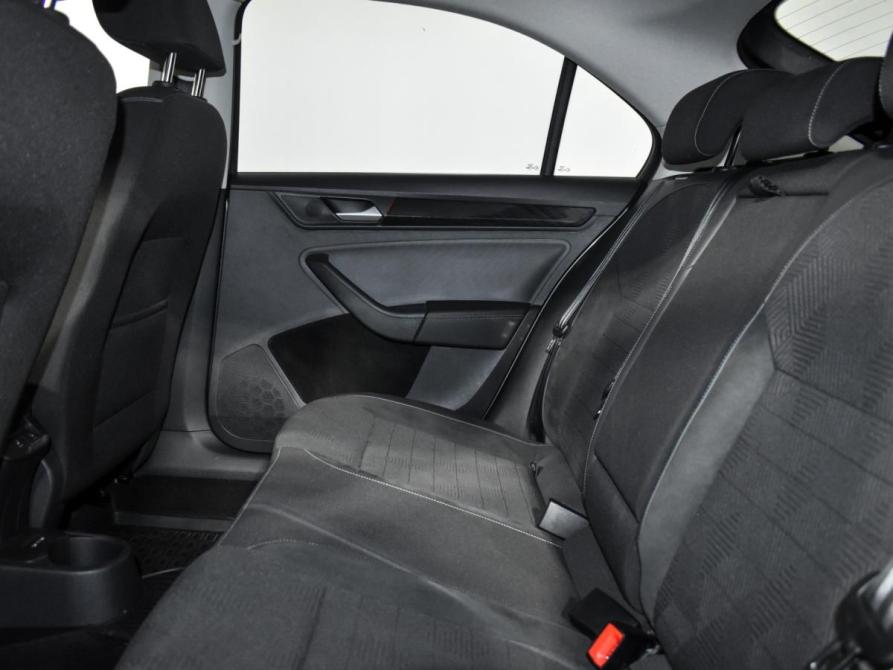 Volkswagen Polo VI Санкт-Петербург  - изображение 13