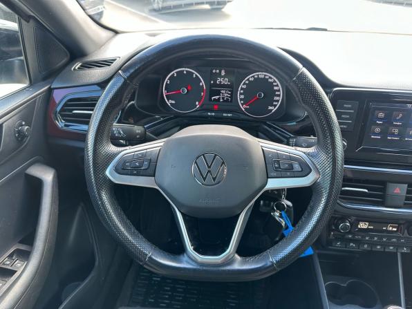 Volkswagen Polo VI с пробегом 2021 года, цена 1 729 000 рублей, 51704 км, лифтбек, Автокод Объявления