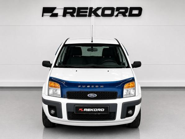Ford Fusion I Рестайлинг с пробегом 2006 года, цена 329 000 рублей, 263402 км, хэтчбек, Автокод Объявления