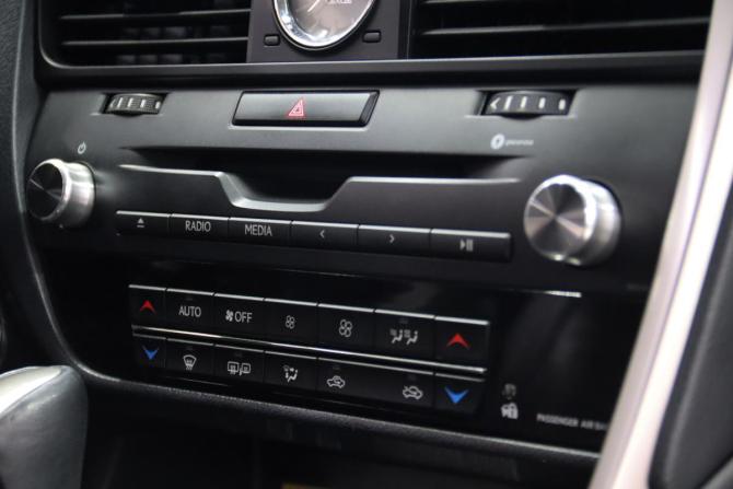Lexus RX IV с пробегом 2016 года, цена 4 095 170 рублей, 86672 км, внедорожник, Автокод Объявления