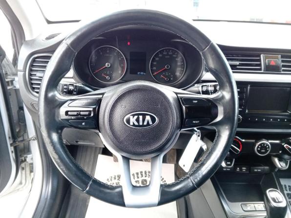 Kia Rio IV с пробегом 2018 года, цена 1 230 000 рублей, 67184 км, седан, Автокод Объявления