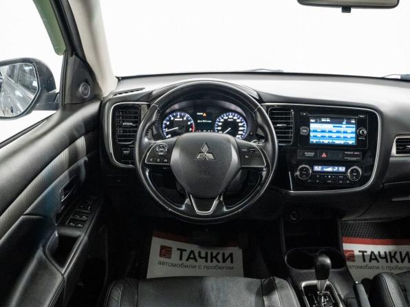 Mitsubishi Outlander III Рестайлинг 2 с пробегом 2015 года, цена 1 680 000 рублей, 160260 км, внедорожник, Автокод Объявления