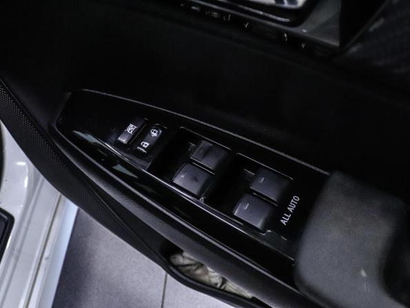Toyota Corolla XI (E160 E170 E180) с пробегом 2013 года, цена 1 150 000 рублей, 138496 км, универсал, Автокод Объявления
