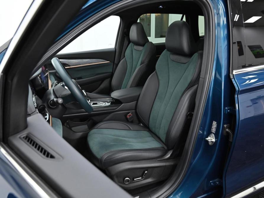 Geely Monjaro I Москва  - изображение 16