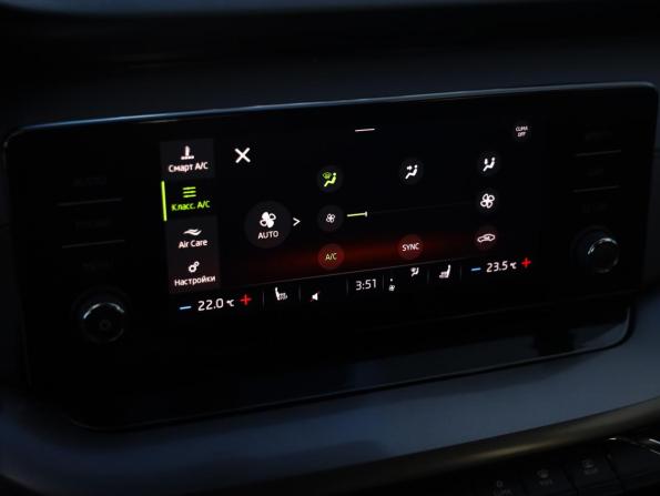 Skoda Octavia IV (A8) с пробегом 2021 года, цена 2 050 000 рублей, 79773 км, лифтбек, Автокод Объявления