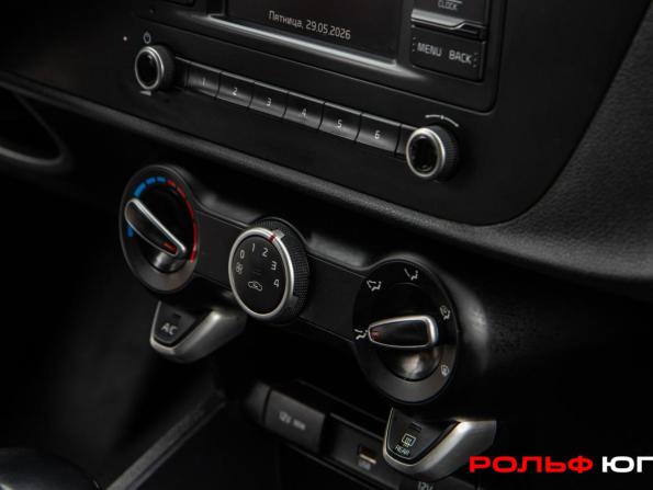 Kia Rio IV Рестайлинг с пробегом 2020 года, цена 1 658 000 рублей, 76276 км, хэтчбек, Автокод Объявления