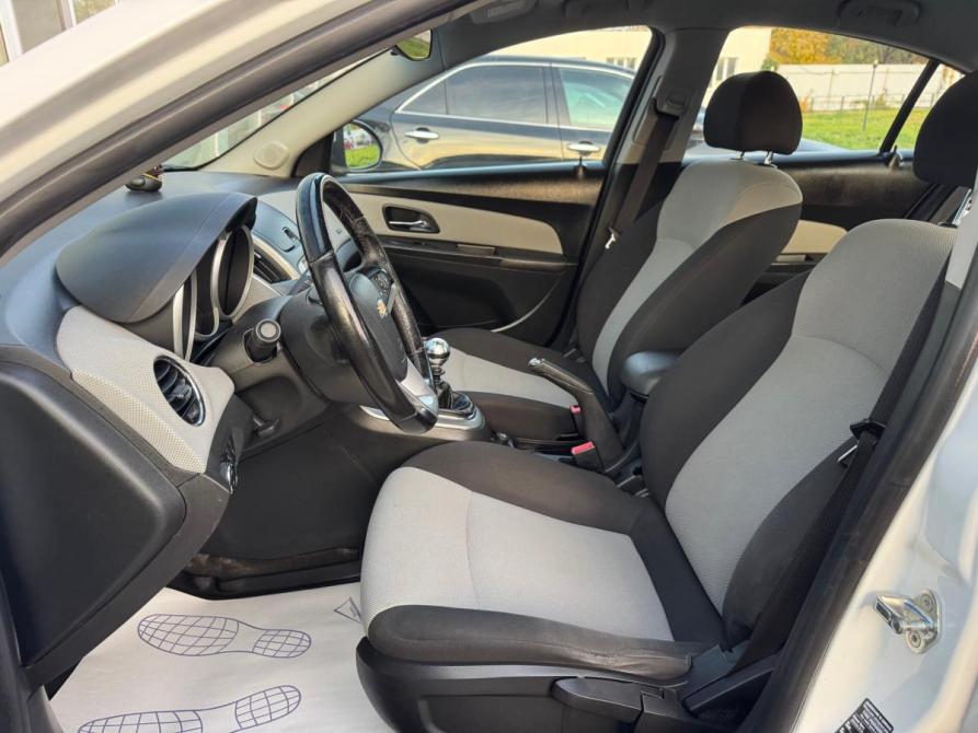 Chevrolet Cruze I Рестайлинг Ульяновск  - изображение 6