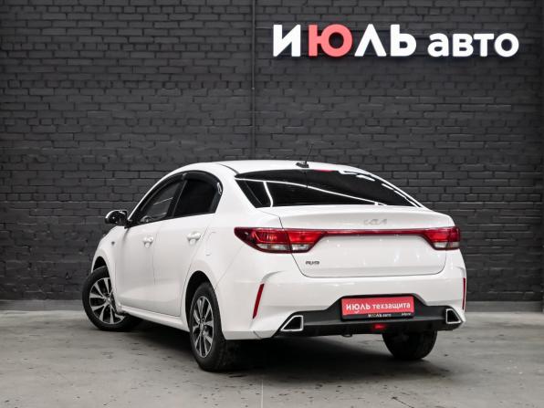 Kia Rio IV Рестайлинг с пробегом 2021 года, цена 1 300 000 рублей, 171438 км, седан, Автокод Объявления
