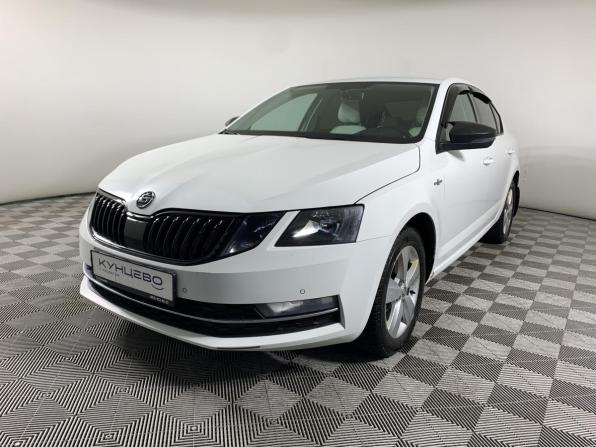 Skoda Octavia III (A7) Рестайлинг с пробегом 2019 года, цена 1 345 000 рублей, 279442 км, лифтбек, Автокод Объявления