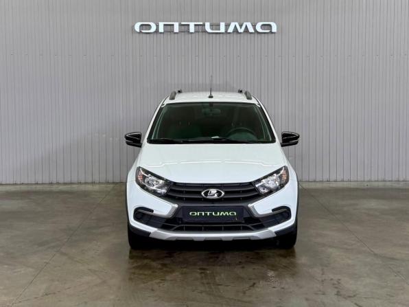 Lada (ВАЗ) Granta I Рестайлинг с пробегом 2023 года, цена 957 000 рублей, 40118 км, универсал, Автокод Объявления