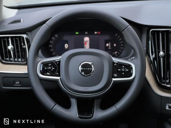 Новый Volvo XC60 II Рестайлинг 2 2026 года, цена 10 490 000 рублей, внедорожник, Автокод Объявления