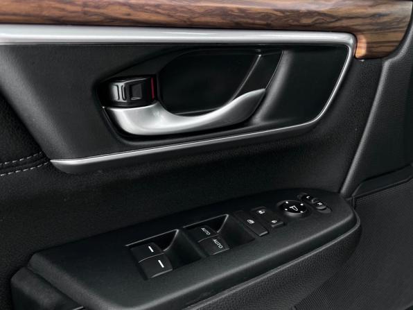 Honda CR-V V Рестайлинг с пробегом 2019 года, цена 2 400 000 рублей, 100389 км, внедорожник, Автокод Объявления