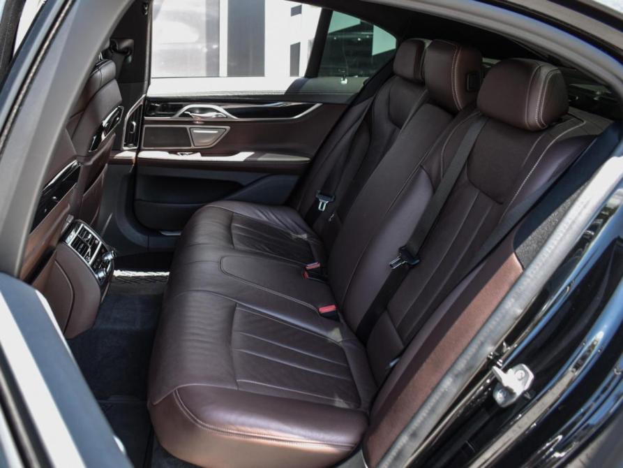BMW 7 серии VI (G11/G12) Рестайлинг Краснодар  - изображение 9