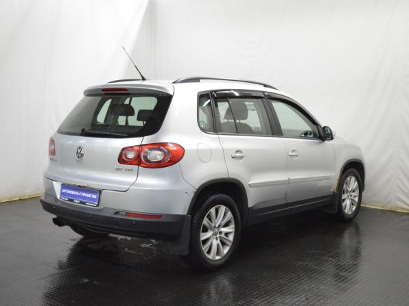 Volkswagen Tiguan I с пробегом 2010 года, цена 800 000 рублей, 252688 км, внедорожник, Автокод Объявления
