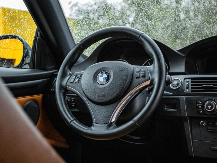 BMW 3 серии V (E90/E91/E92/E93) Рестайлинг Москва  - изображение 18
