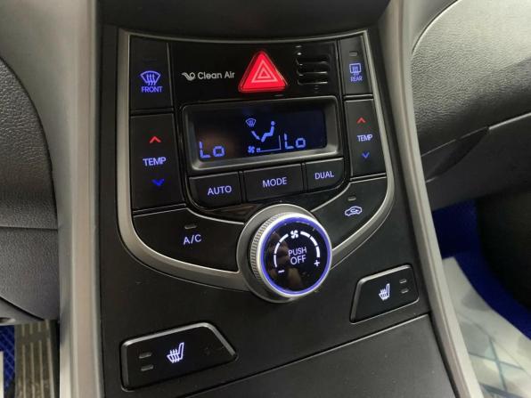 Hyundai Elantra V (MD) Рестайлинг с пробегом 2015 года, цена 1 200 000 рублей, 214634 км, седан, Автокод Объявления