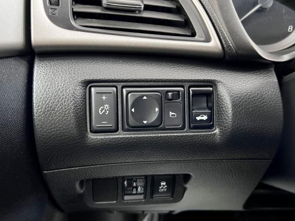Nissan Sentra VII (B17) с пробегом 2015 года, цена 1 045 000 рублей, 153360 км, седан, Автокод Объявления