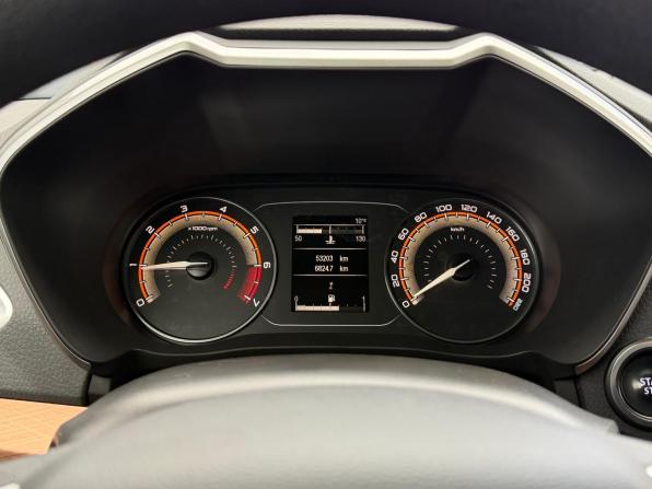 Lada (ВАЗ) Vesta I Рестайлинг (NG) с пробегом 2023 года, цена 1 300 000 рублей, 53176 км, седан, Автокод Объявления
