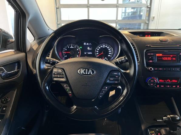 Kia Cerato III Рестайлинг (Classic) с пробегом 2017 года, цена 1 380 000 рублей, 114457 км, седан, Автокод Объявления