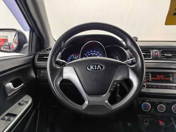 Kia Rio III Рестайлинг с пробегом 2015 года, цена 740 000 рублей, 143000 км, седан, Автокод Объявления