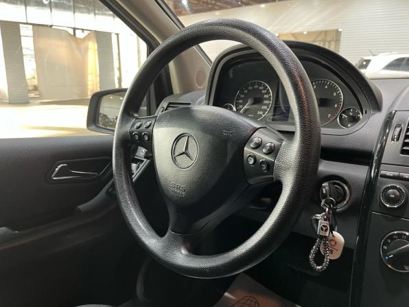 Mercedes-Benz A-Класс II (W169) Рестайлинг с пробегом 2012 года, цена 820 000 рублей, 117000 км, хэтчбек, Автокод Объявления