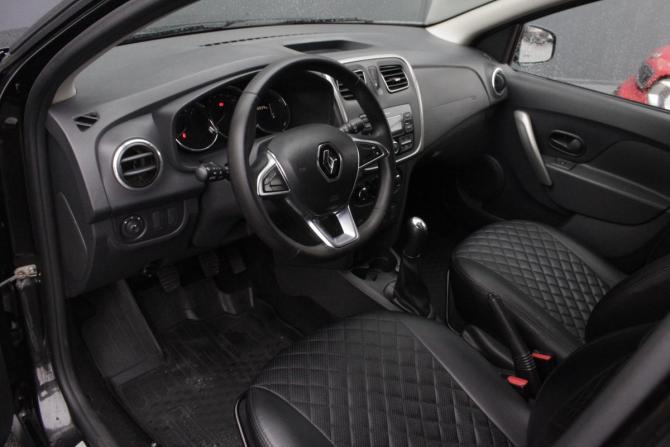 Renault Sandero II Рестайлинг с пробегом 2019 года, цена 1 080 000 рублей, 148700 км, хэтчбек, Автокод Объявления