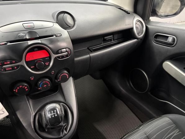 Mazda 2 II (DE) с пробегом 2008 года, цена 497 000 рублей, 194504 км, хэтчбек, Автокод Объявления