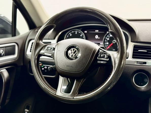 Volkswagen Touareg II Рестайлинг с пробегом 2016 года, цена 3 214 000 рублей, 177346 км, внедорожник, Автокод Объявления