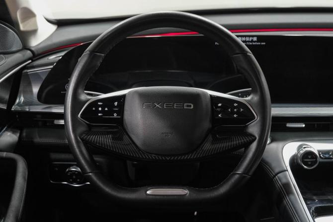 Exeed TXL I Рестайлинг 2 с пробегом 2023 года, цена 2 799 000 рублей, 29000 км, внедорожник, Автокод Объявления