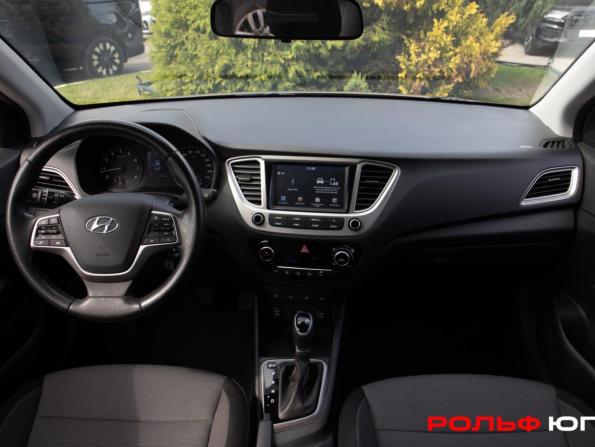 Hyundai Solaris II с пробегом 2019 года, цена 1 568 000 рублей, 57477 км, седан, Автокод Объявления