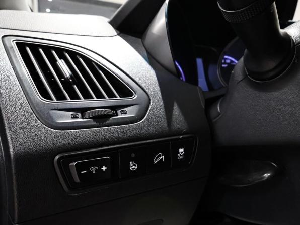 Hyundai ix35 I Рестайлинг с пробегом 2015 года, цена 1 399 000 рублей, 144070 км, внедорожник, Автокод Объявления