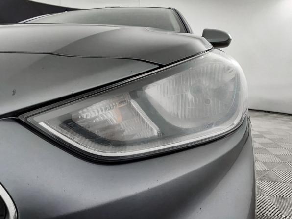 Hyundai Solaris II с пробегом 2019 года, цена 1 280 000 рублей, 130000 км, седан, Автокод Объявления