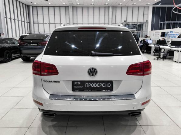 Volkswagen Touareg II с пробегом 2014 года, цена 1 750 000 рублей, 247282 км, внедорожник, Автокод Объявления