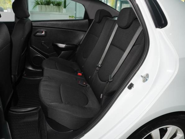 Kia Rio III Рестайлинг с пробегом 2017 года, цена 949 000 рублей, 93411 км, седан, Автокод Объявления