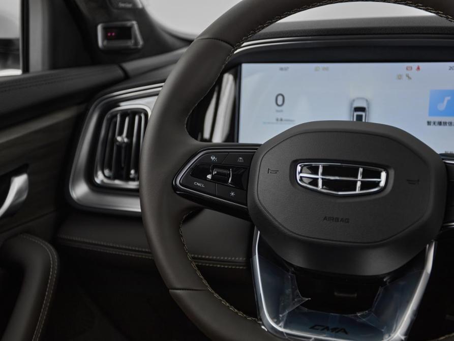 Geely Monjaro I Рестайлинг 2 Москва  - изображение 13