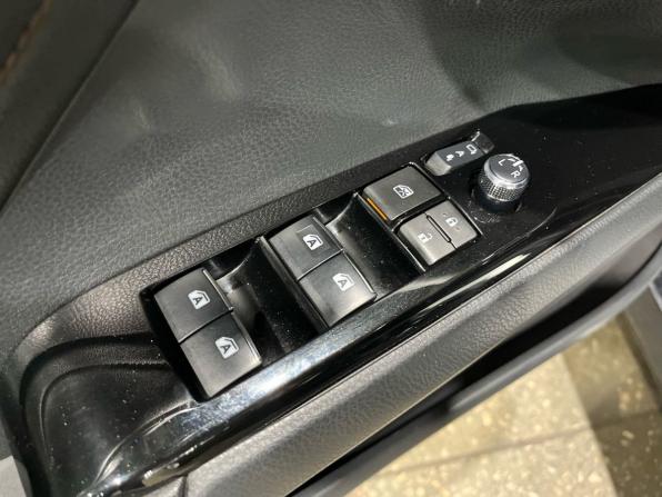 Toyota Camry VIII (XV70) с пробегом 2019 года, цена 2 490 000 рублей, 166567 км, седан, Автокод Объявления