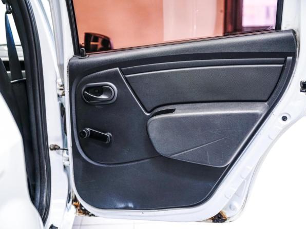 Renault Logan I Рестайлинг с пробегом 2012 года, цена 420 000 рублей, 196676 км, седан, Автокод Объявления