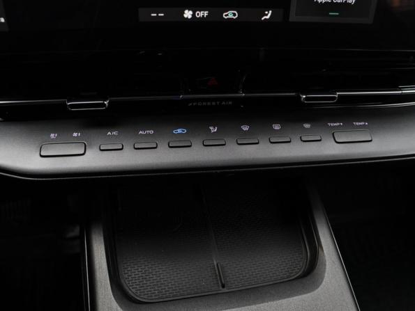 Changan CS55 Plus II Рестайлинг с пробегом 2024 года, цена 2 250 000 рублей, 24816 км, внедорожник, Автокод Объявления
