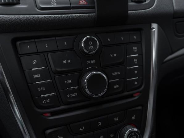 Opel Mokka I с пробегом 2014 года, цена 1 385 000 рублей, 57879 км, внедорожник, Автокод Объявления