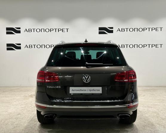 Volkswagen Touareg II Рестайлинг с пробегом 2015 года, цена 2 999 000 рублей, 156568 км, внедорожник, Автокод Объявления