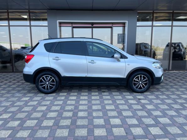 Suzuki SX4 II (S-Cross) Рестайлинг с пробегом 2020 года, цена 2 200 000 рублей, 63373 км, хэтчбек, Автокод Объявления