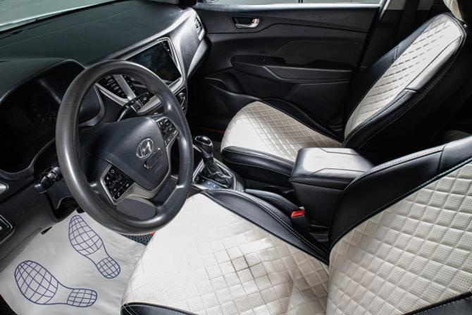 Hyundai Solaris II с пробегом 2018 года, цена 1 169 000 рублей, 176500 км, седан, Автокод Объявления
