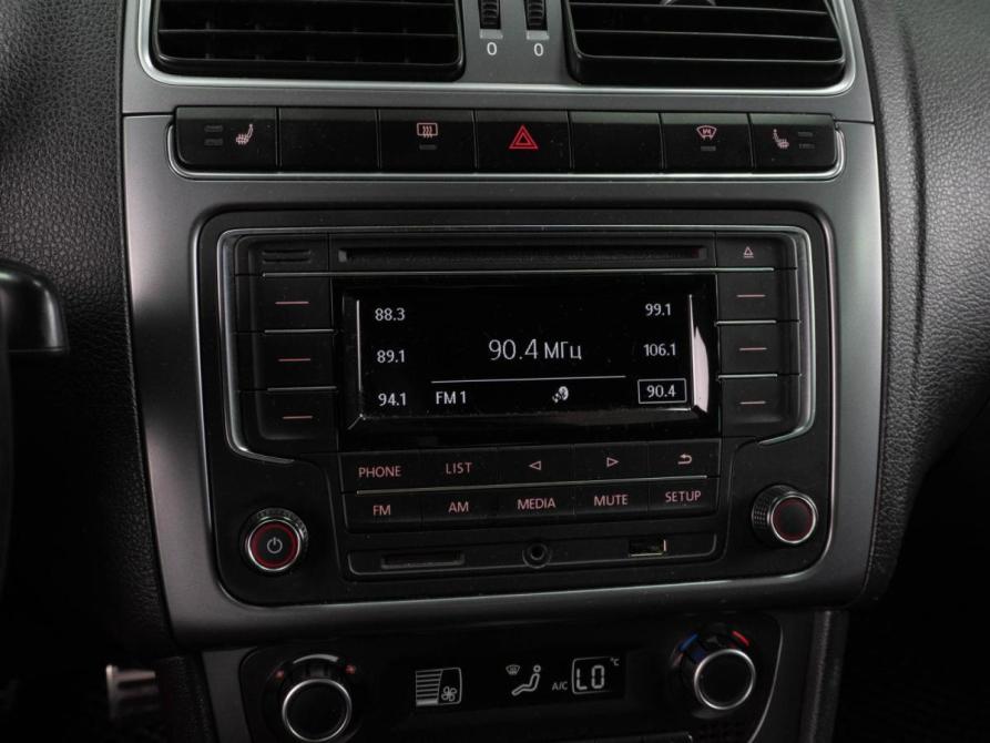 Volkswagen Polo V Рестайлинг Тюмень  - изображение 14