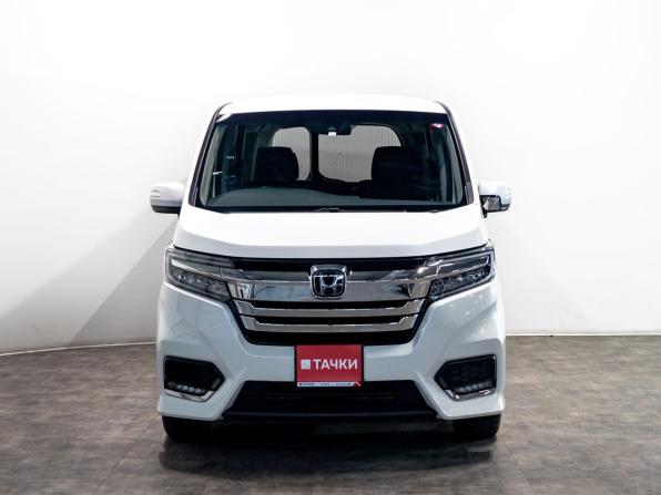 Honda Stepwgn V Рестайлинг с пробегом 2020 года, цена 2 360 000 рублей, 98700 км, минивэн, Автокод Объявления