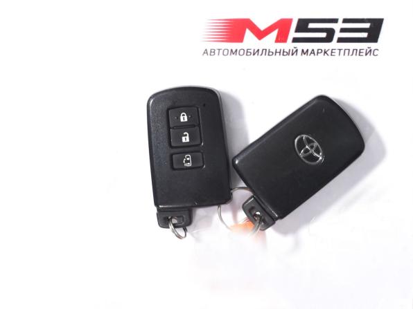 Toyota Noah III (R80) с пробегом 2014 года, цена 1 764 995 рублей, 182838 км, минивэн, Автокод Объявления