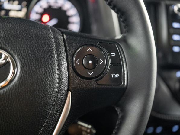Toyota RAV4 IV (XA40) Рестайлинг с пробегом 2018 года, цена 2 175 000 рублей, 178100 км, внедорожник, Автокод Объявления