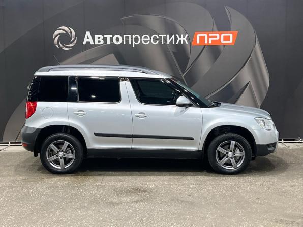 Skoda Yeti I с пробегом 2013 года, цена 899 000 рублей, 121340 км, внедорожник, Автокод Объявления
