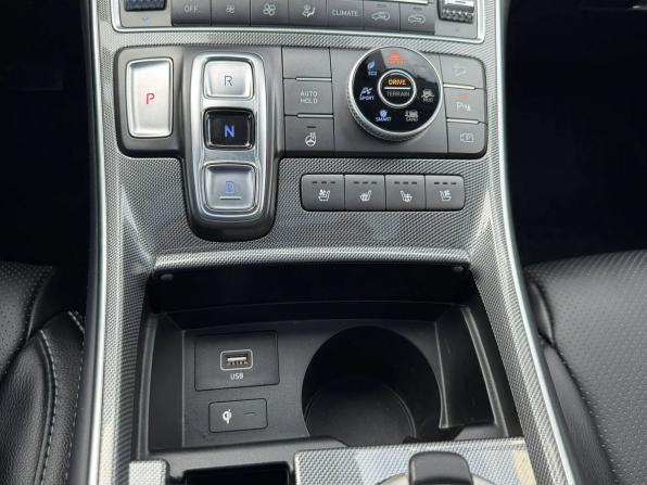 Hyundai Santa Fe IV Рестайлинг с пробегом 2021 года, цена 3 777 000 рублей, 50233 км, внедорожник, Автокод Объявления
